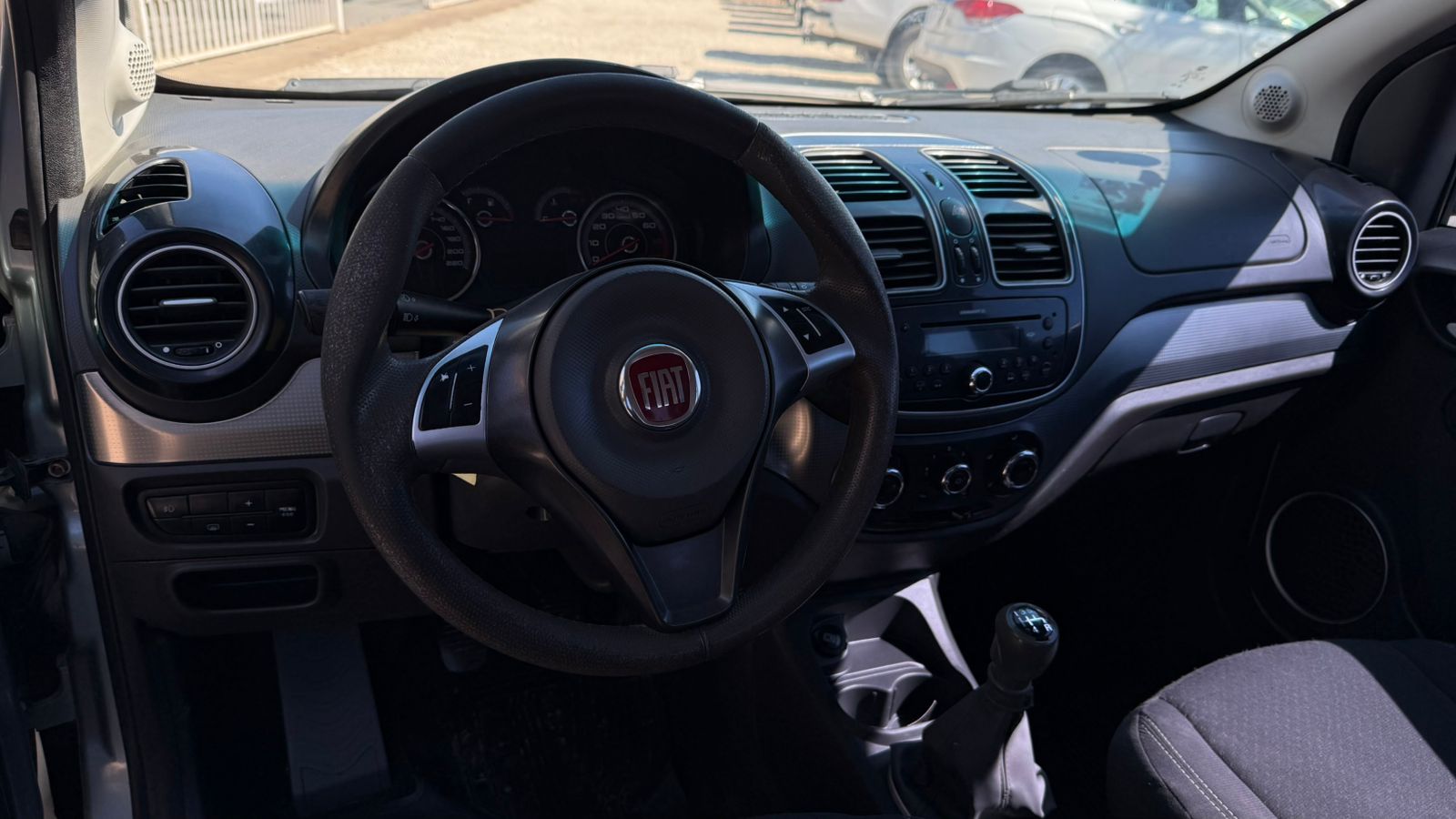 FIAT - GRAND SIENA ATTRACTIVE 1.4 - MANUAL - 2016